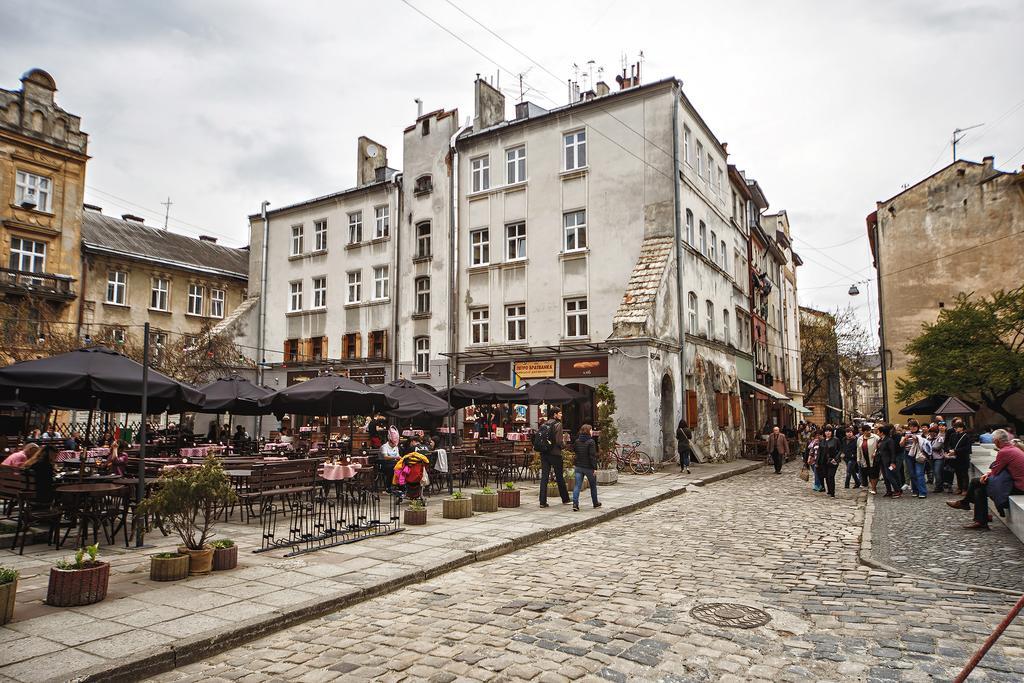 2 - Bedroom Apartments Galicia Lviv Exterior photo